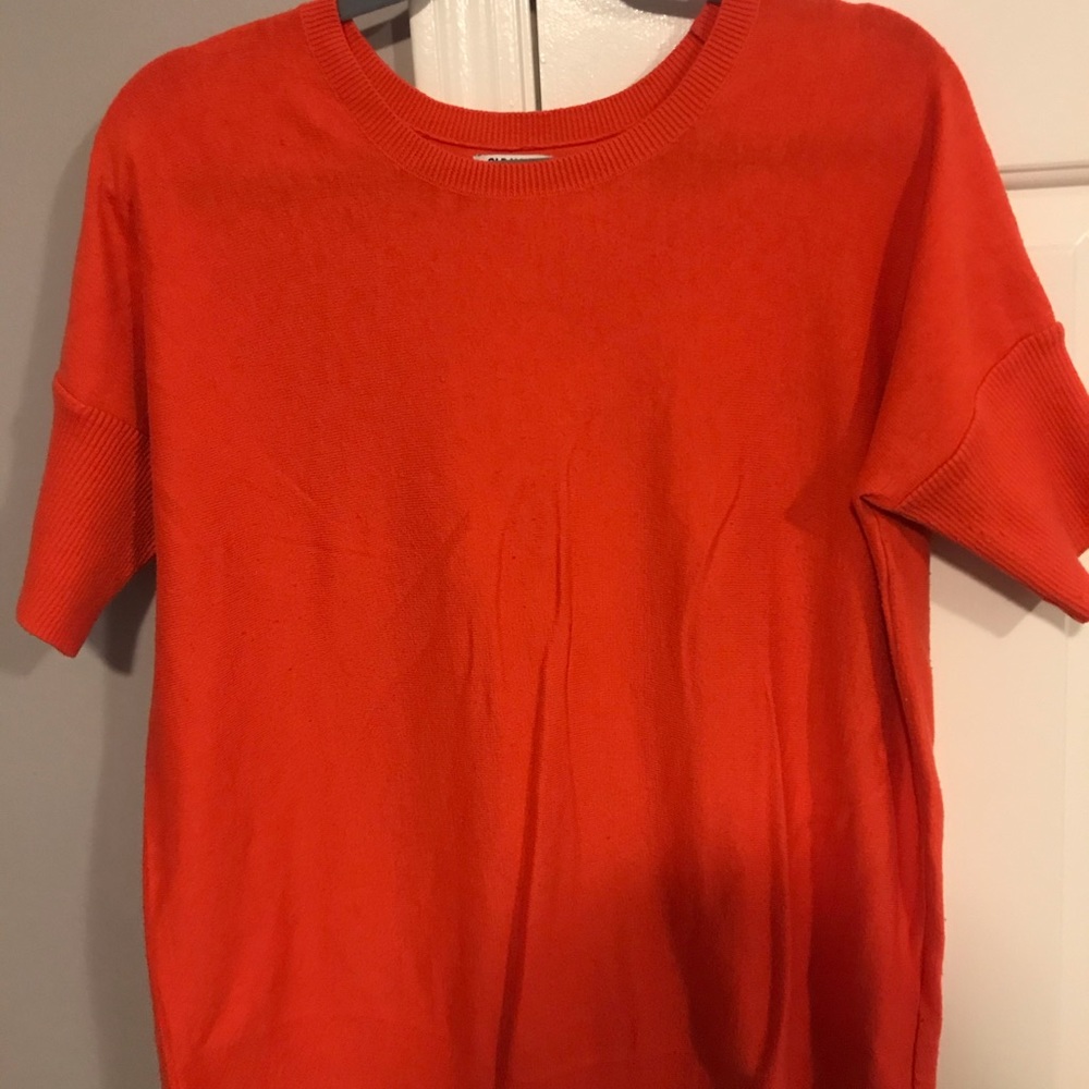 Old Navy orange sweater tee
